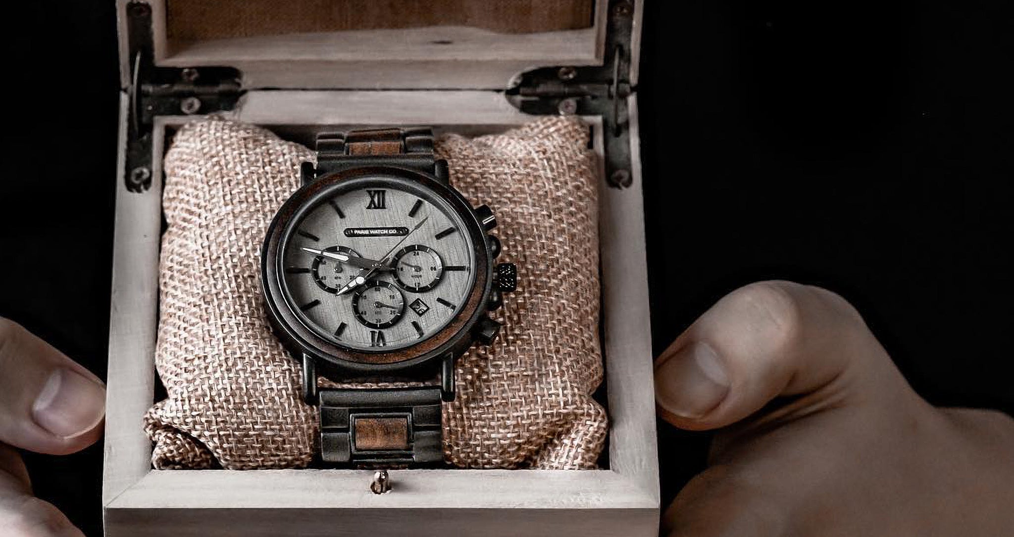 Paris watch company shop